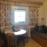 Gaestehaus Schoenberg Apartman *
